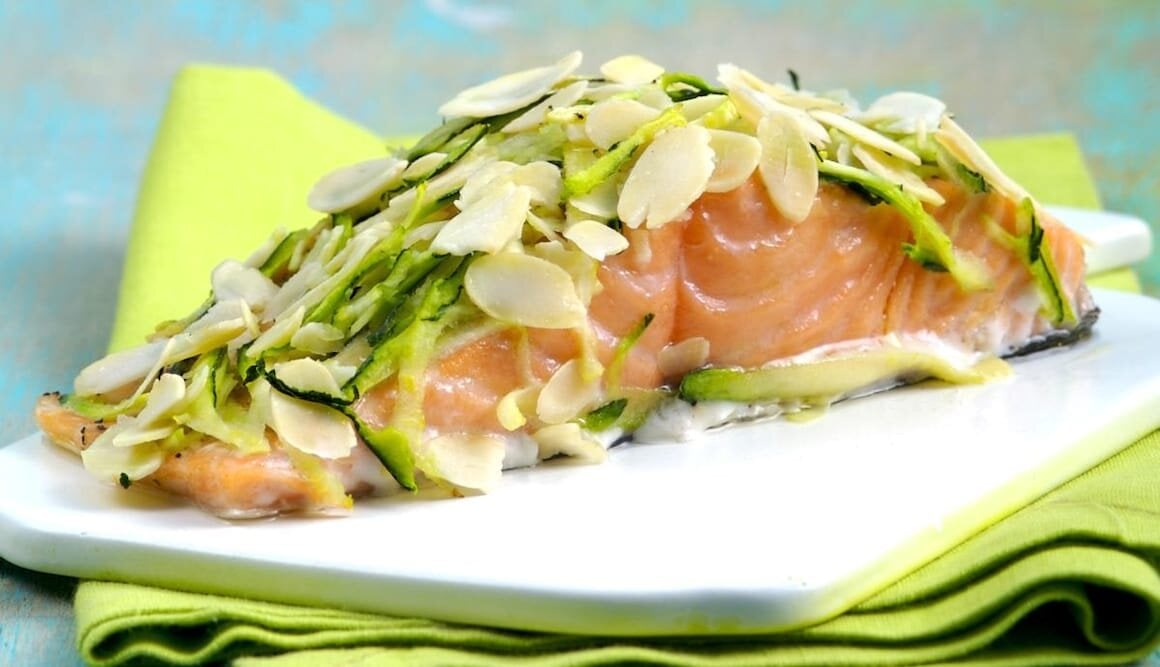 Norwegian salmon in a zucchini and almond crust