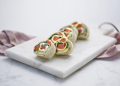 Wraps with smoked Norwegian salmon